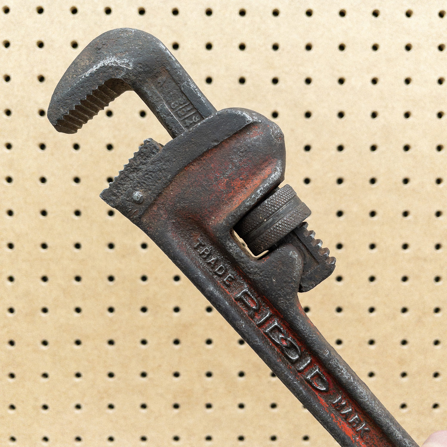 Ridgid Heavy Duty 10 Inch Pipe Wrench | Heritage Outfitters