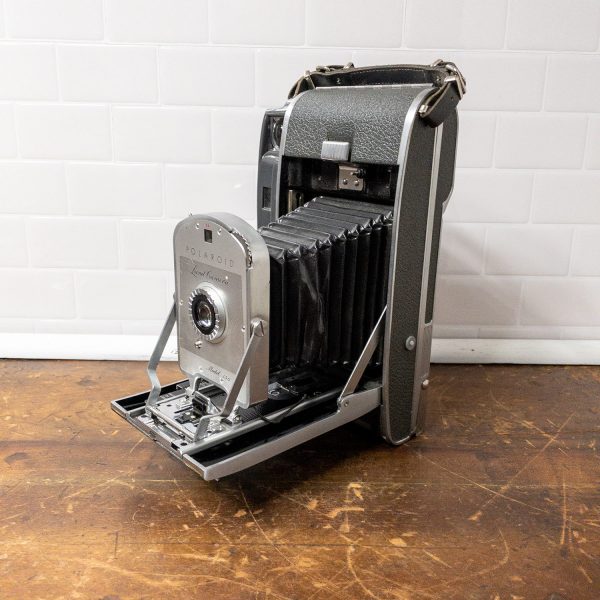 Polaroid Model 150 Land Camera