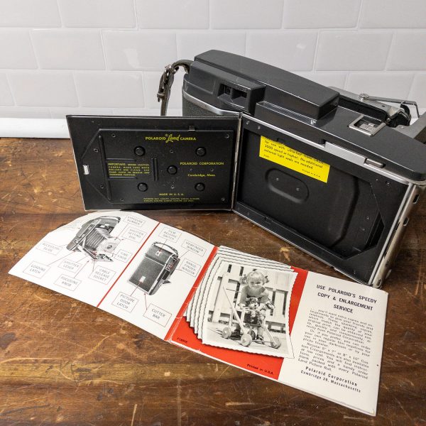 Polaroid Model 150 Land Camera